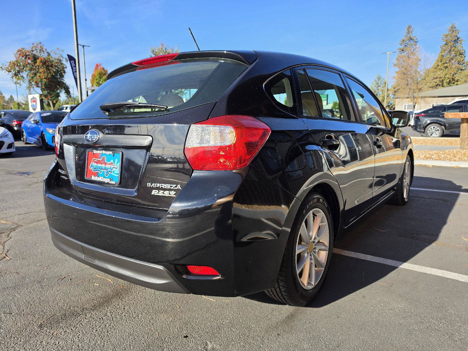 Used 2013 Subaru Impreza 2.0i Premium w/ All-Weather Pkg AWD/4WD image 6