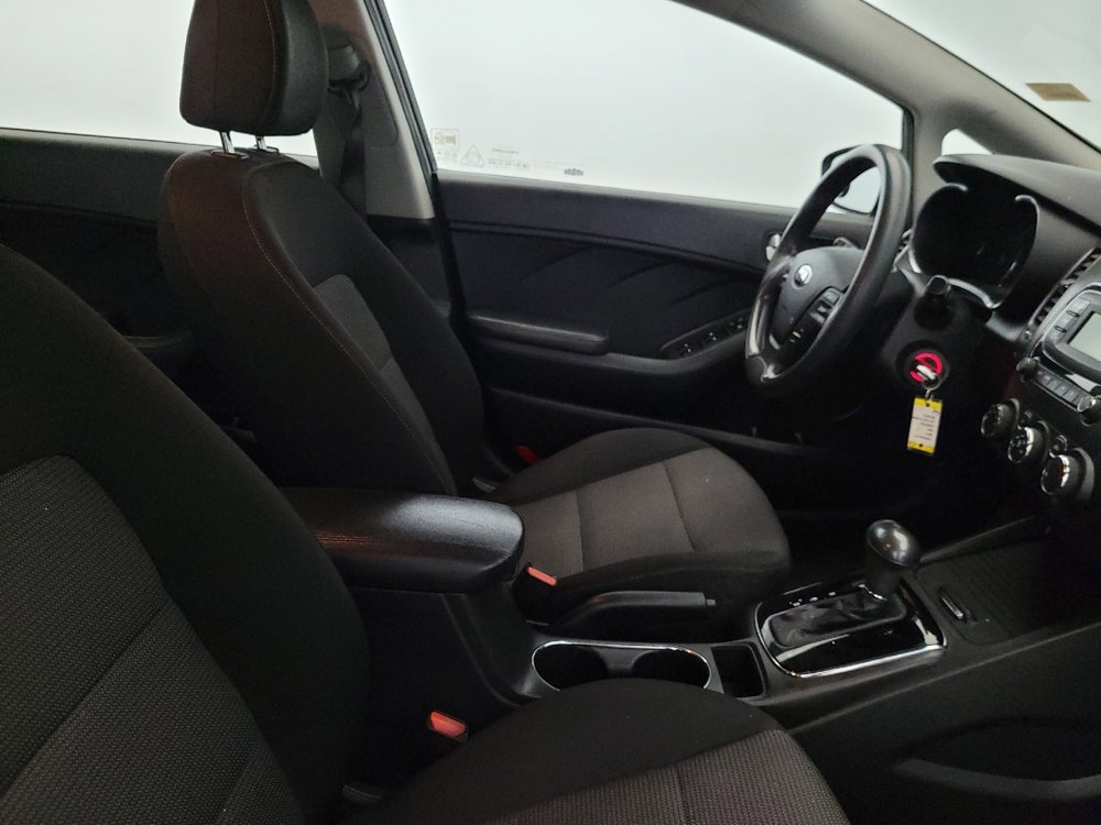 Used 2017 Kia Forte LX FWD image 21