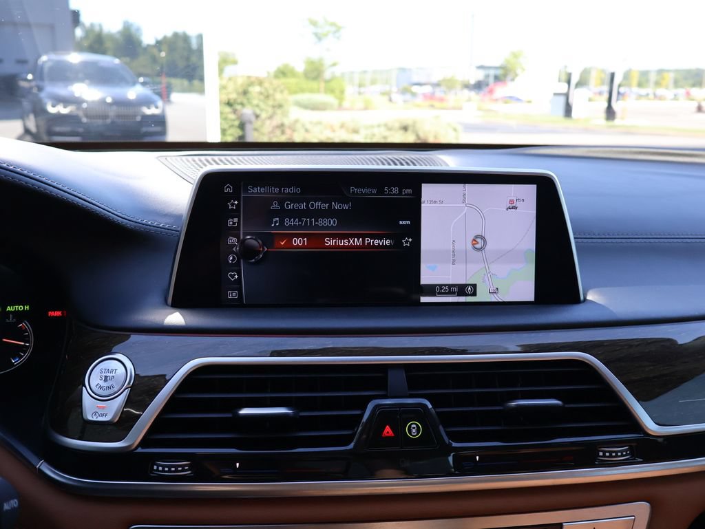 Used 2016 BMW 750i xDrive AWD/4WD image 23