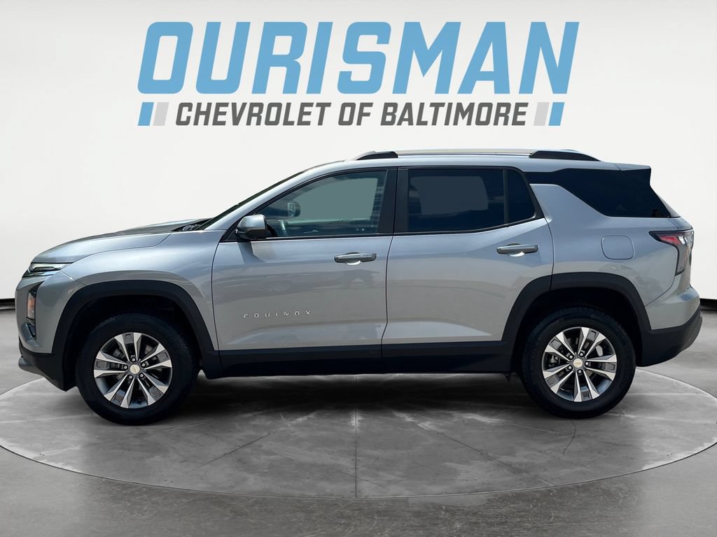 Used 2025 Chevrolet Equinox LT w/ Convenience Package II AWD/4WD image 3
