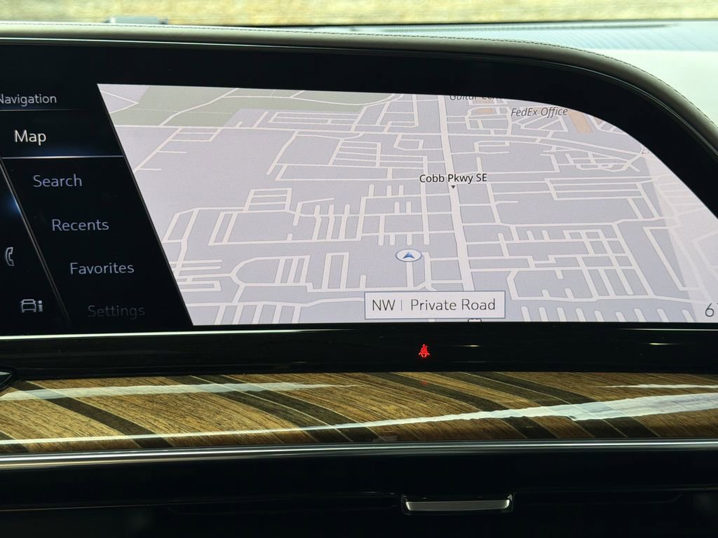 Certified 2021 Cadillac Escalade Premium Luxury Platinum image 31