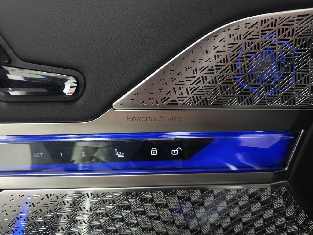 New 2026 BMW 760i xDrive w/ Executive Package image 11