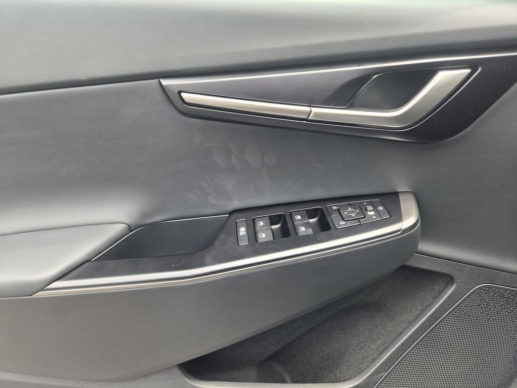 New 2025 Kia EV6 Light RWD image 16