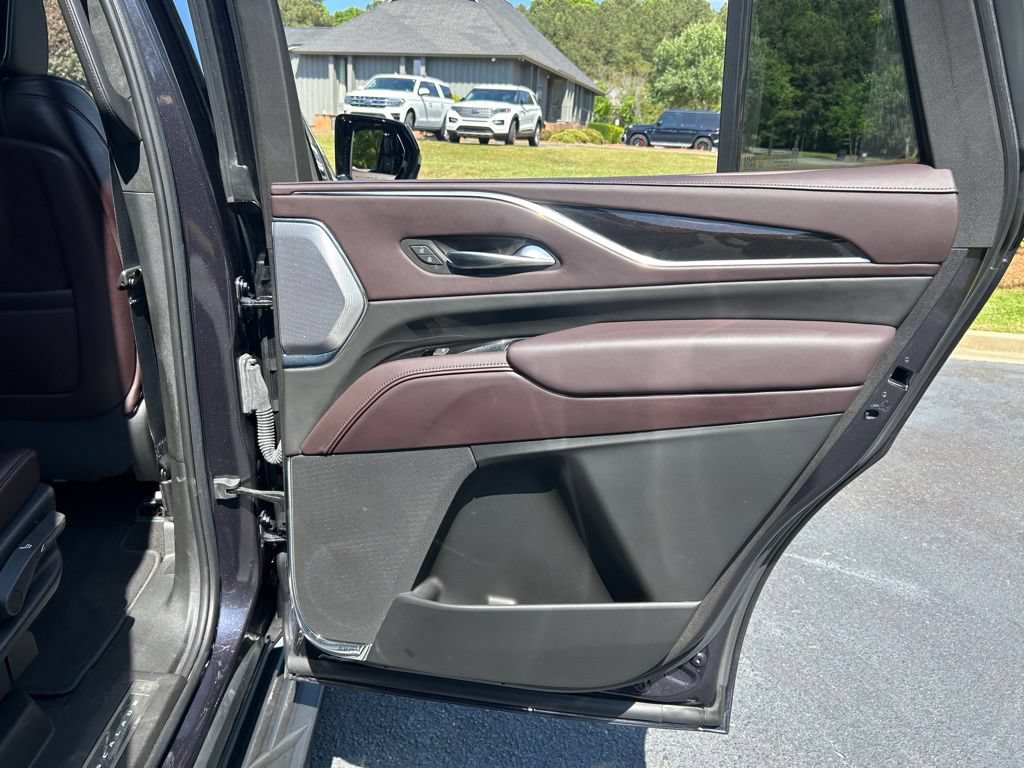 Used 2022 Cadillac Escalade Premium Luxury Platinum RWD image 64