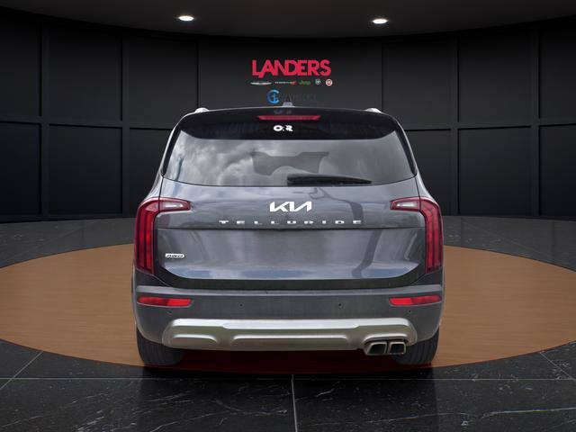 Used 2022 Kia Telluride S AWD/4WD image 3