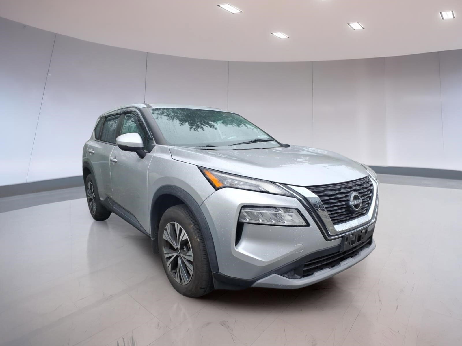 Used 2022 Nissan Rogue SV AWD/4WD image 1
