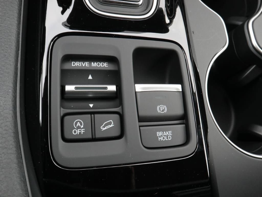 New 2025 Honda Pilot Touring image 21