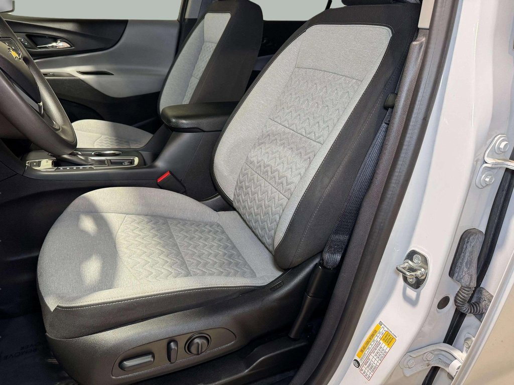 Used 2024 Chevrolet Equinox LS image 21