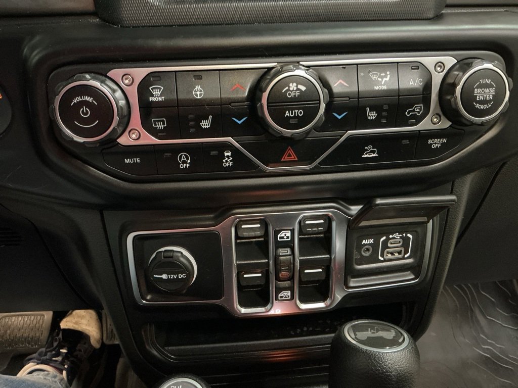 Used 2021 Jeep Wrangler Unlimited Sahara w/ Cold Weather Group image 18