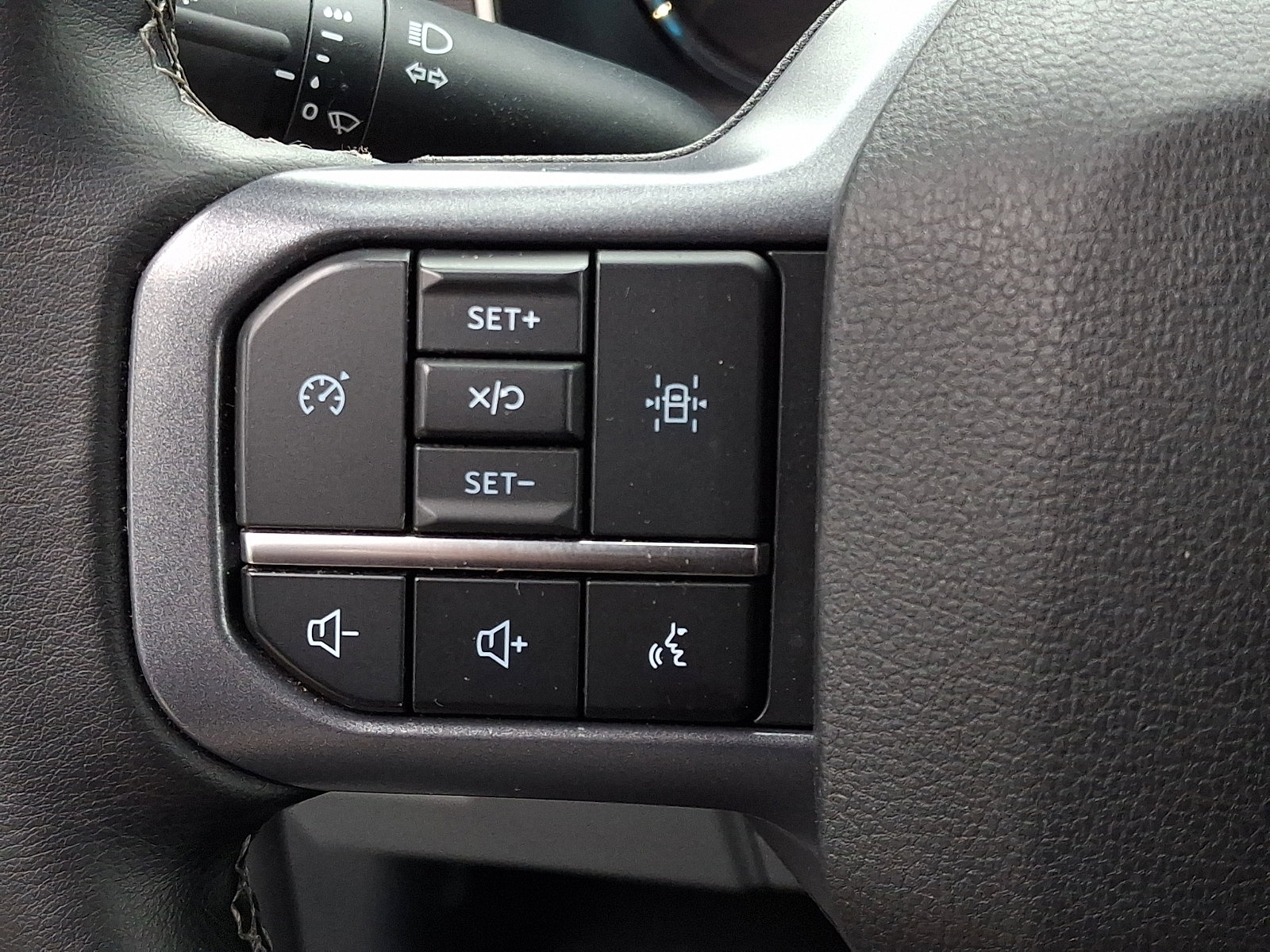 Certified 2023 Ford F150 XLT w/ Equipment Group 302A High image 25