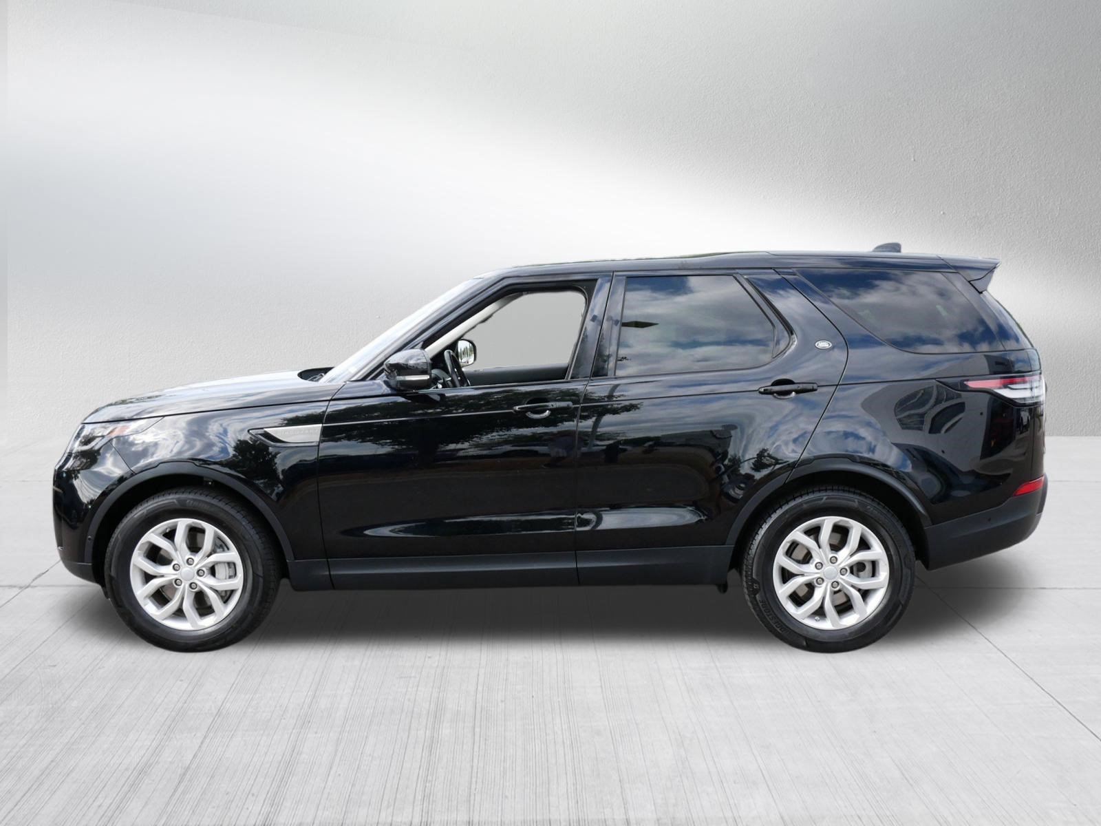 Used 2020 Land Rover Discovery SE AWD/4WD image 4