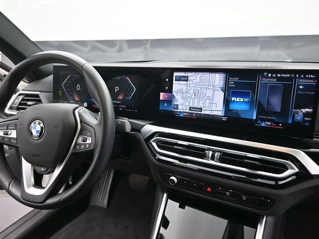 Used 2023 BMW 330i Sedan w/ Premium Package image 17