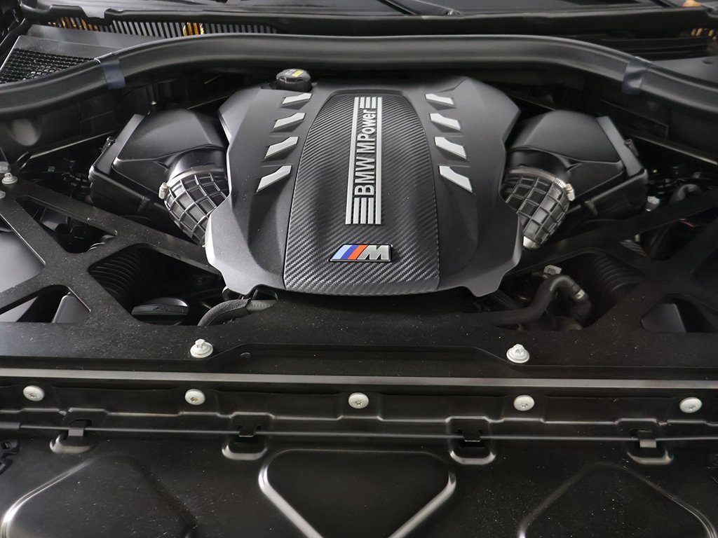 Used 2021 BMW X5 M w/ Executive Package image 26