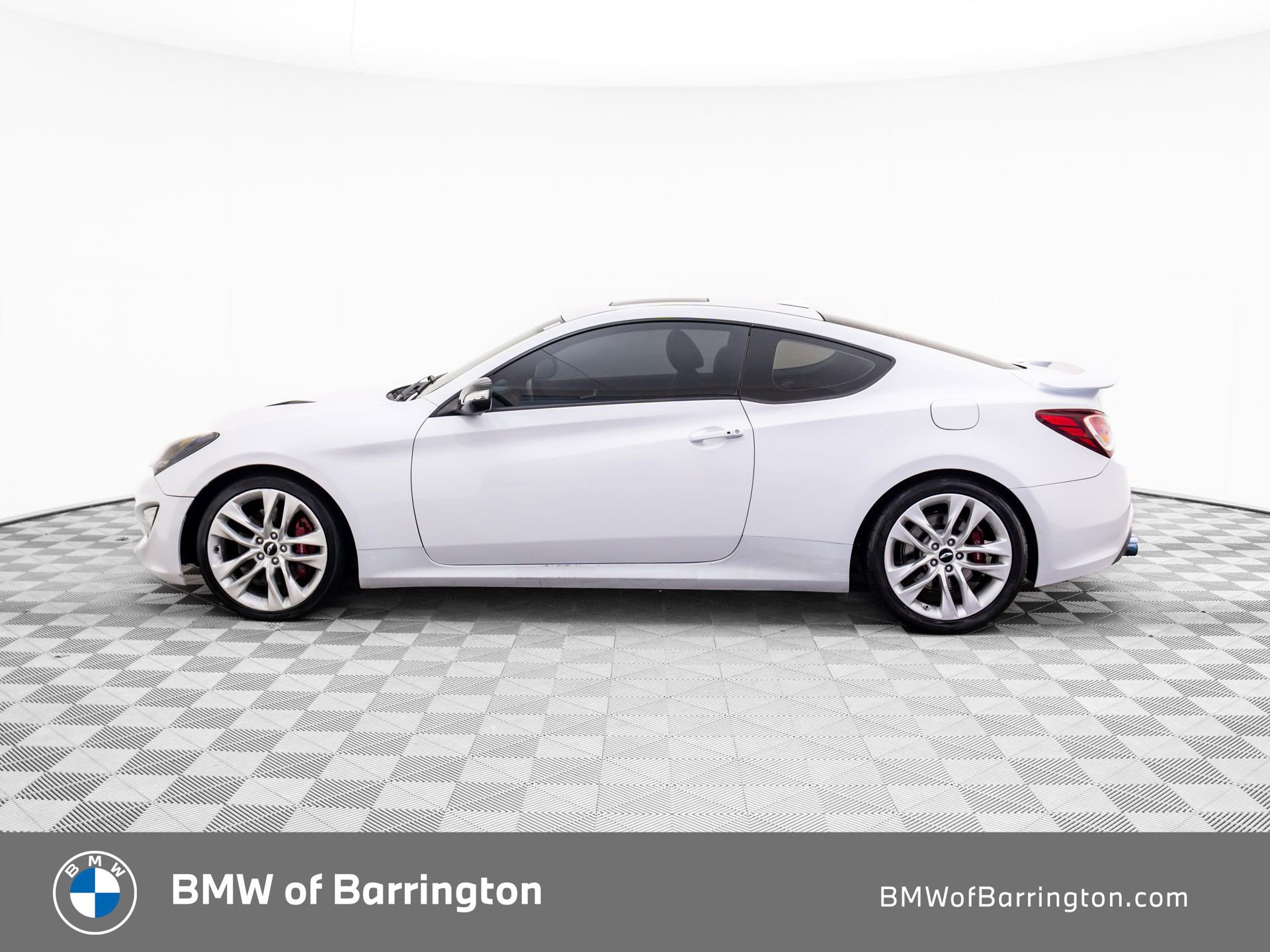 Used 2013 Hyundai Genesis 3.8 video 2