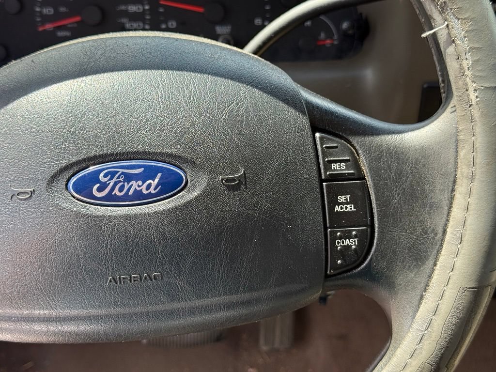 Used 2003 Ford F250 XL AWD/4WD image 17