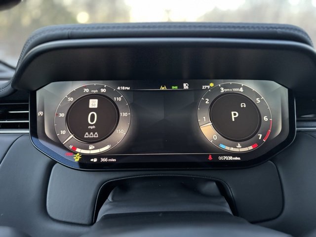 Used 2025 Land Rover Range Rover Sport SE image 29