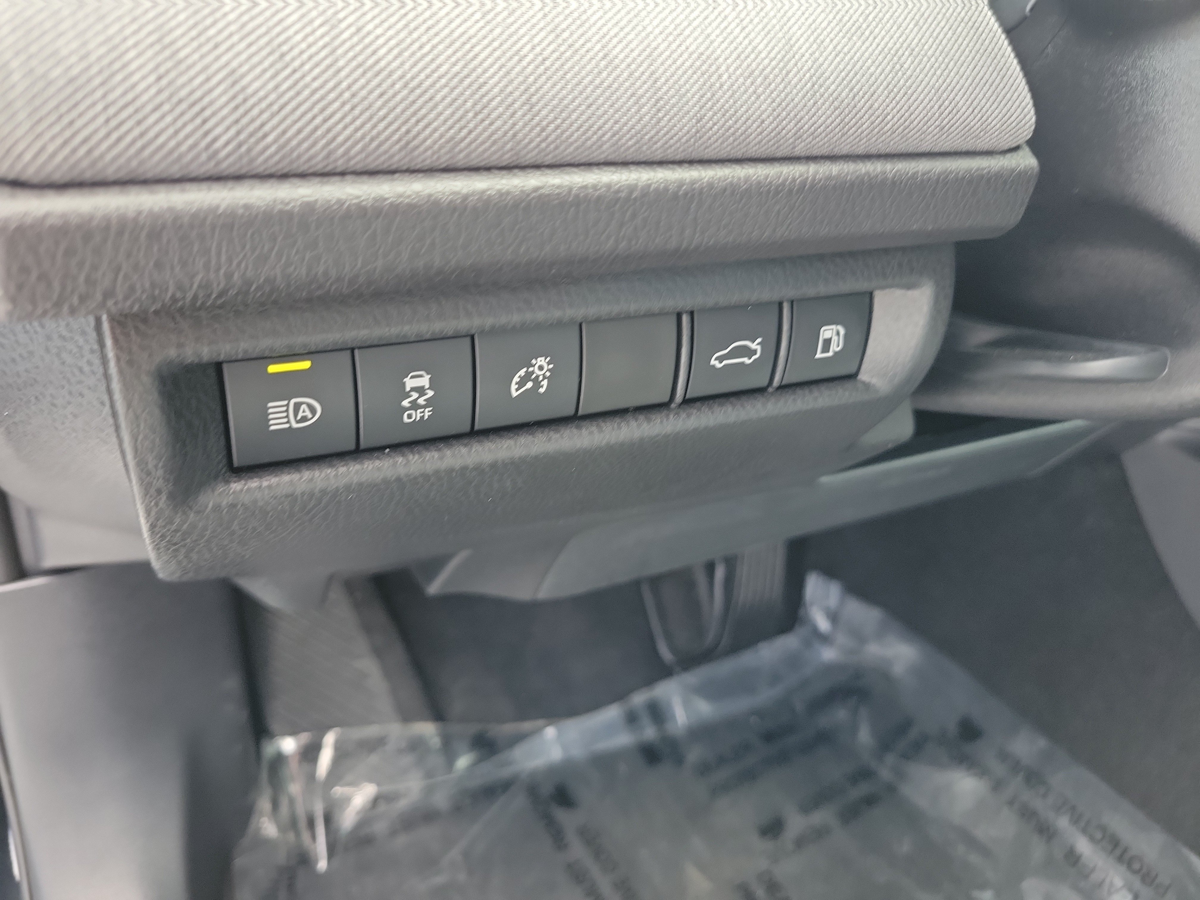 Used 2026 Toyota Camry LE FWD image 23