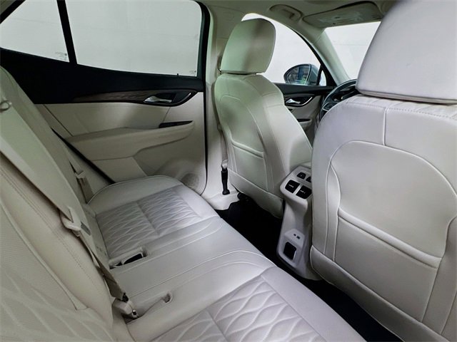 Used 2023 Buick Envision Avenir image 10