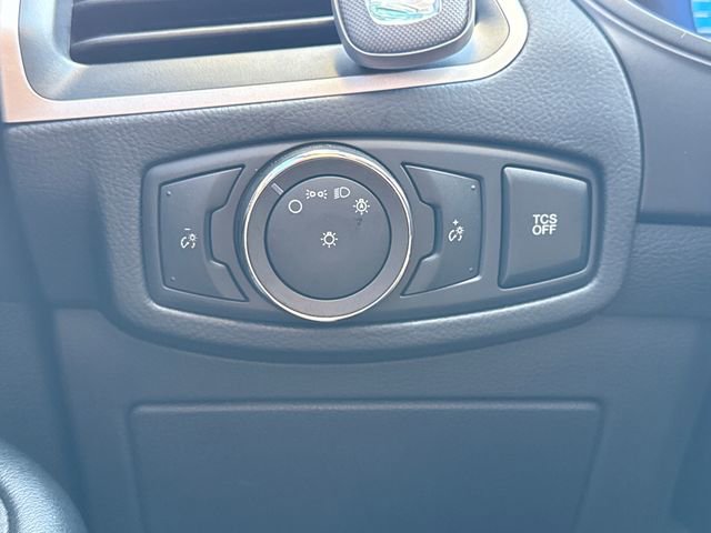 Used 2023 Ford Edge SE w/ Black Appearance Package image 32