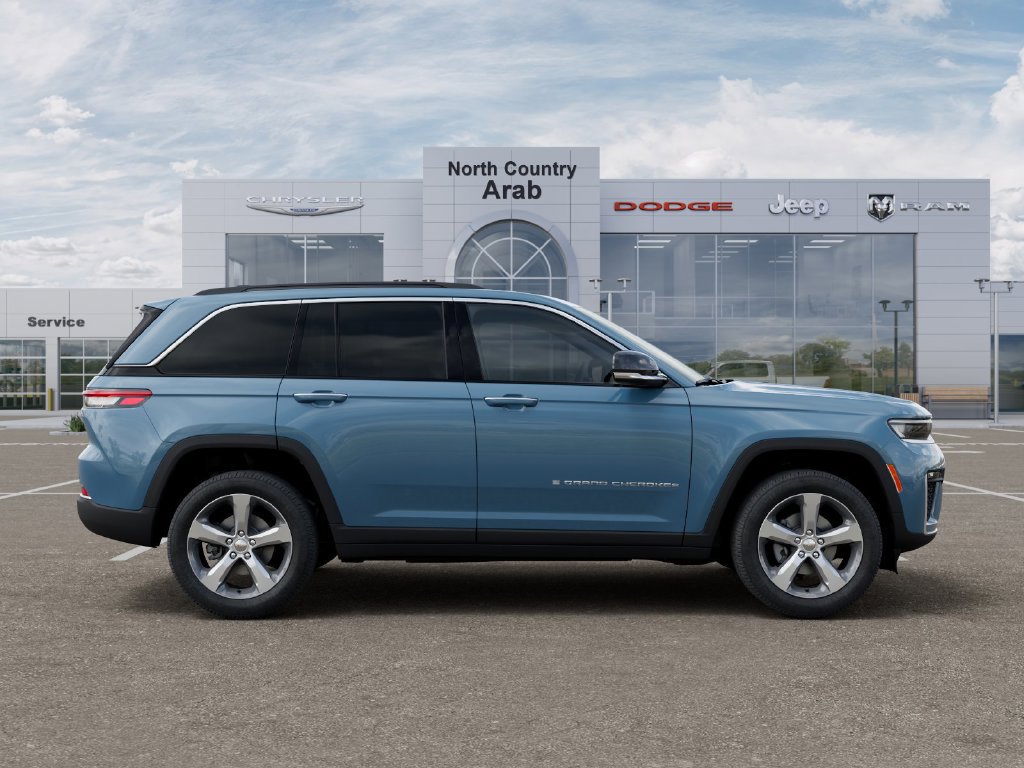 New 2026 Jeep Grand Cherokee Limited w/ Trailer Tow Package AWD/4WD image 26
