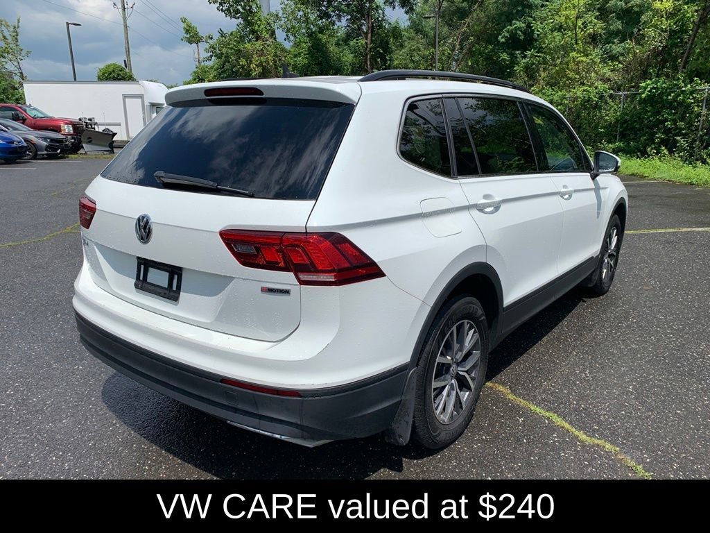 Used 2019 Volkswagen Tiguan SE w/ Panoramic Sunroof Package AWD/4WD image 3