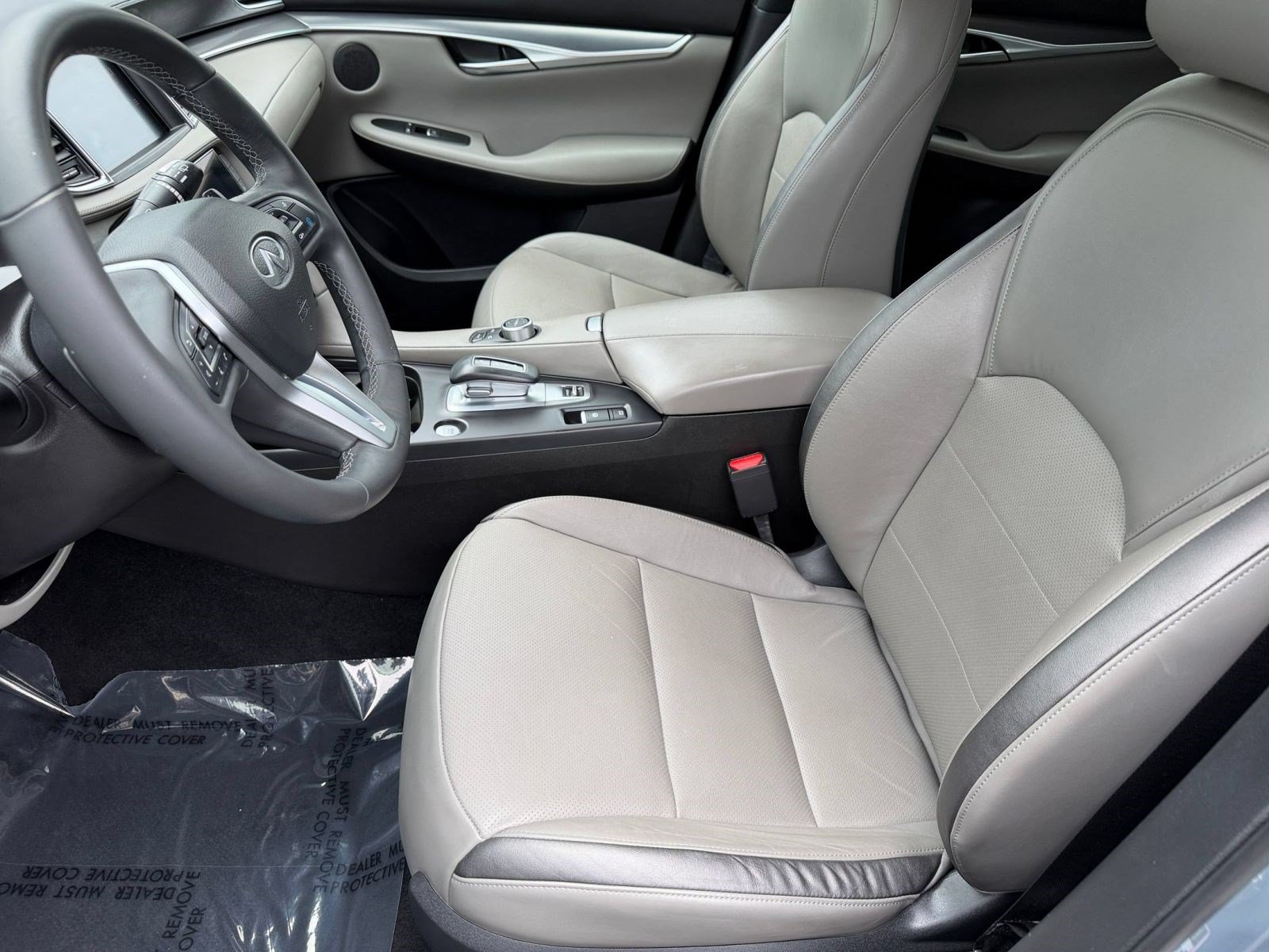 Used 2023 INFINITI QX50 Luxe FWD image 5