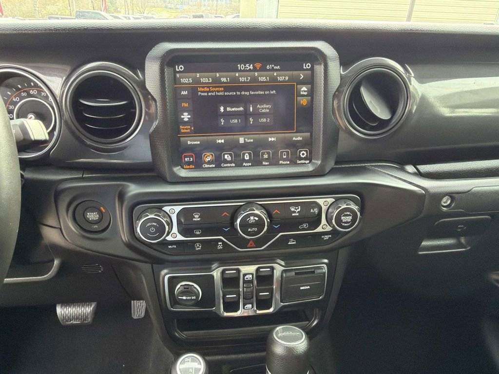 Used 2022 Jeep Gladiator Sport image 27