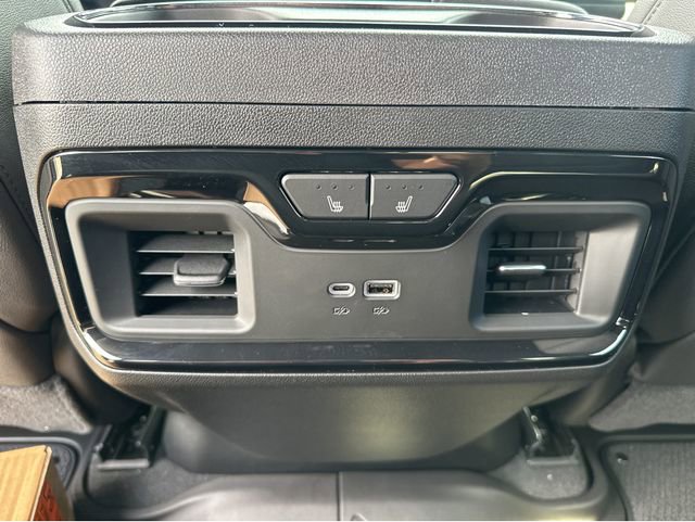 New 2026 GMC Sierra 2500 AT4 w/ AT4 Premium Plus Package image 17