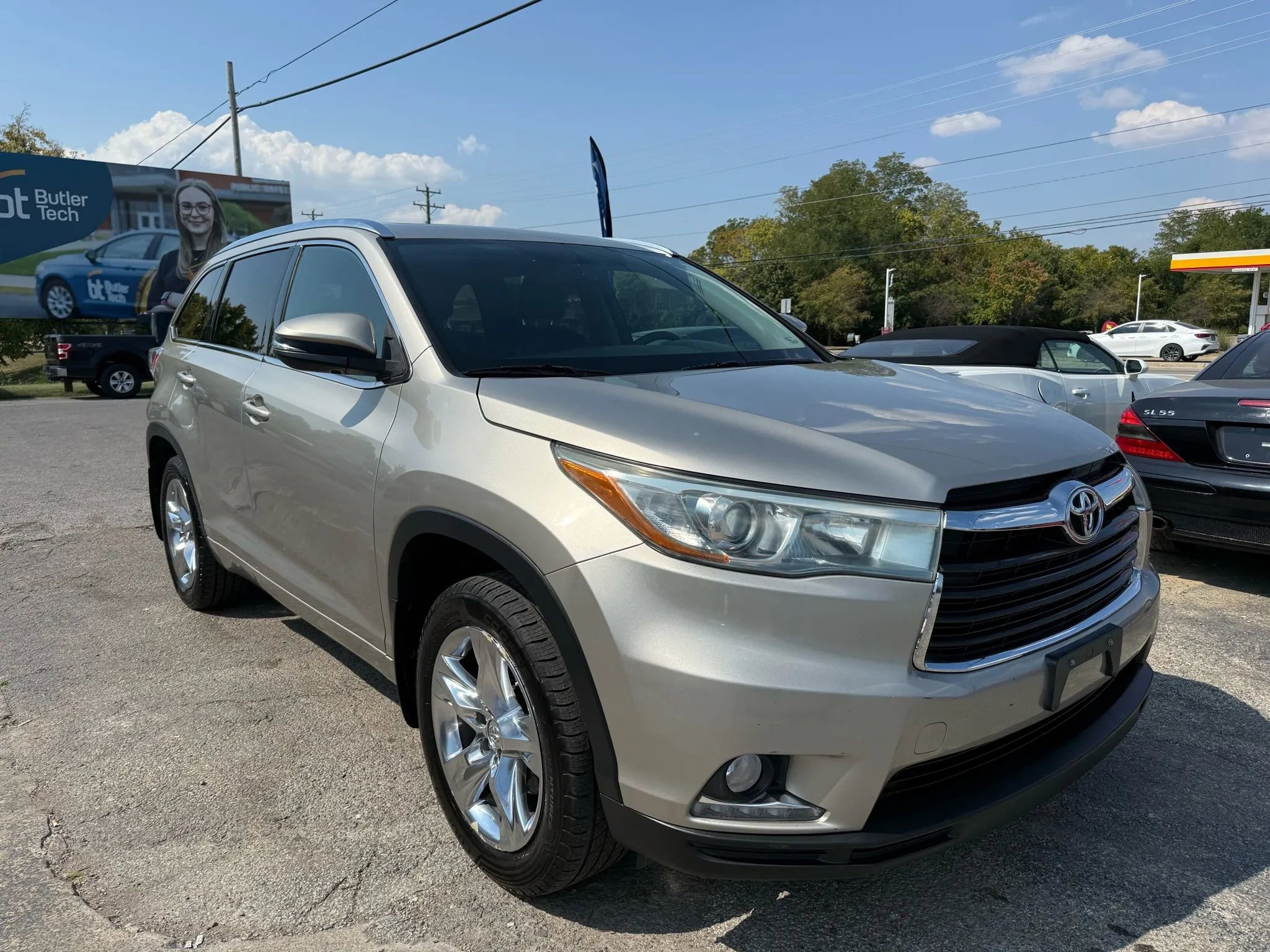 Used 2015 Toyota Highlander Limited AWD/4WD image 8