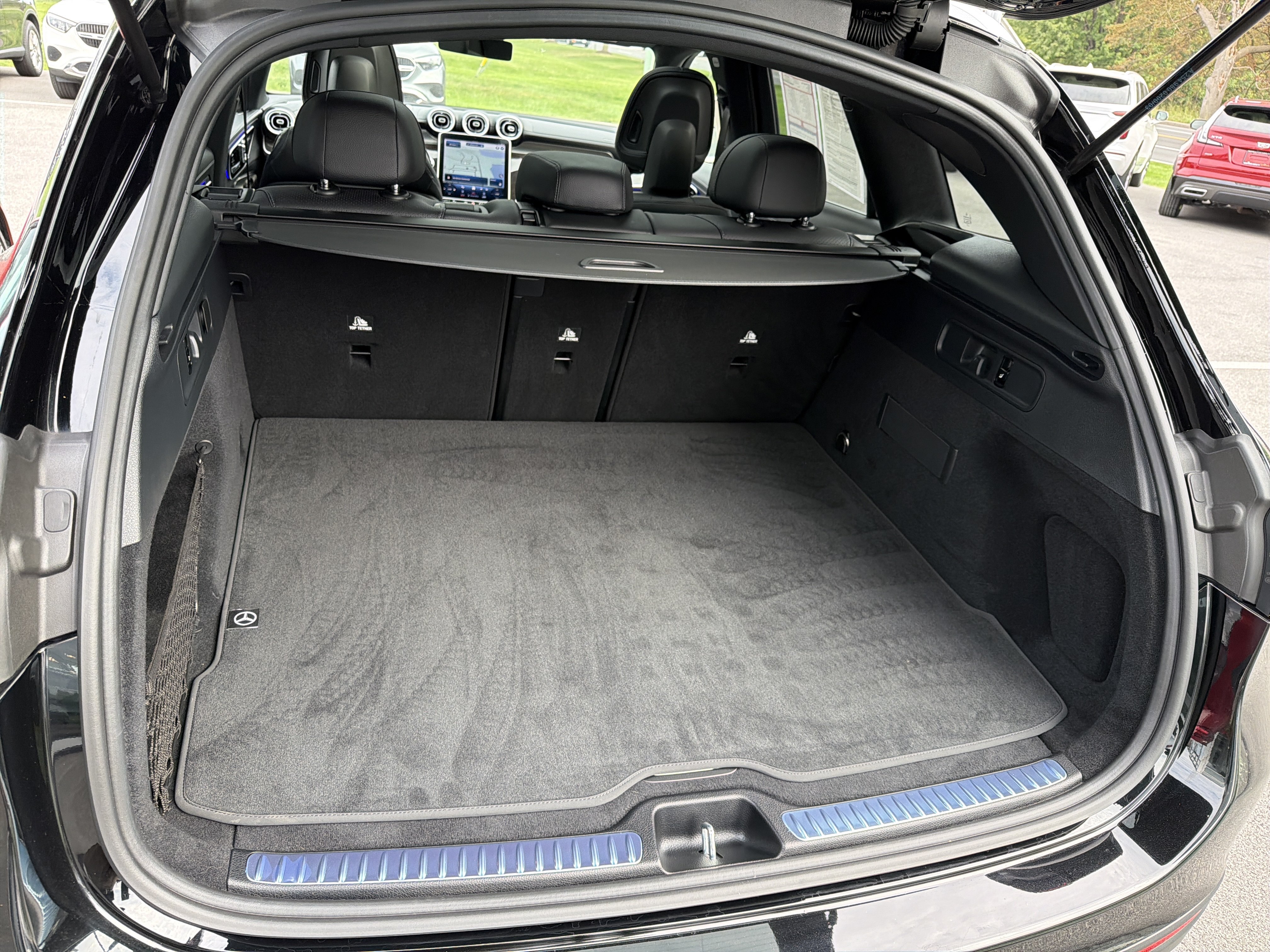 Used 2023 Mercedes-Benz GLC 300 4MATIC image 27