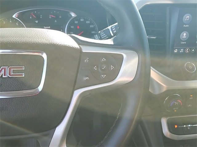 Used 2023 GMC Acadia SLT image 15
