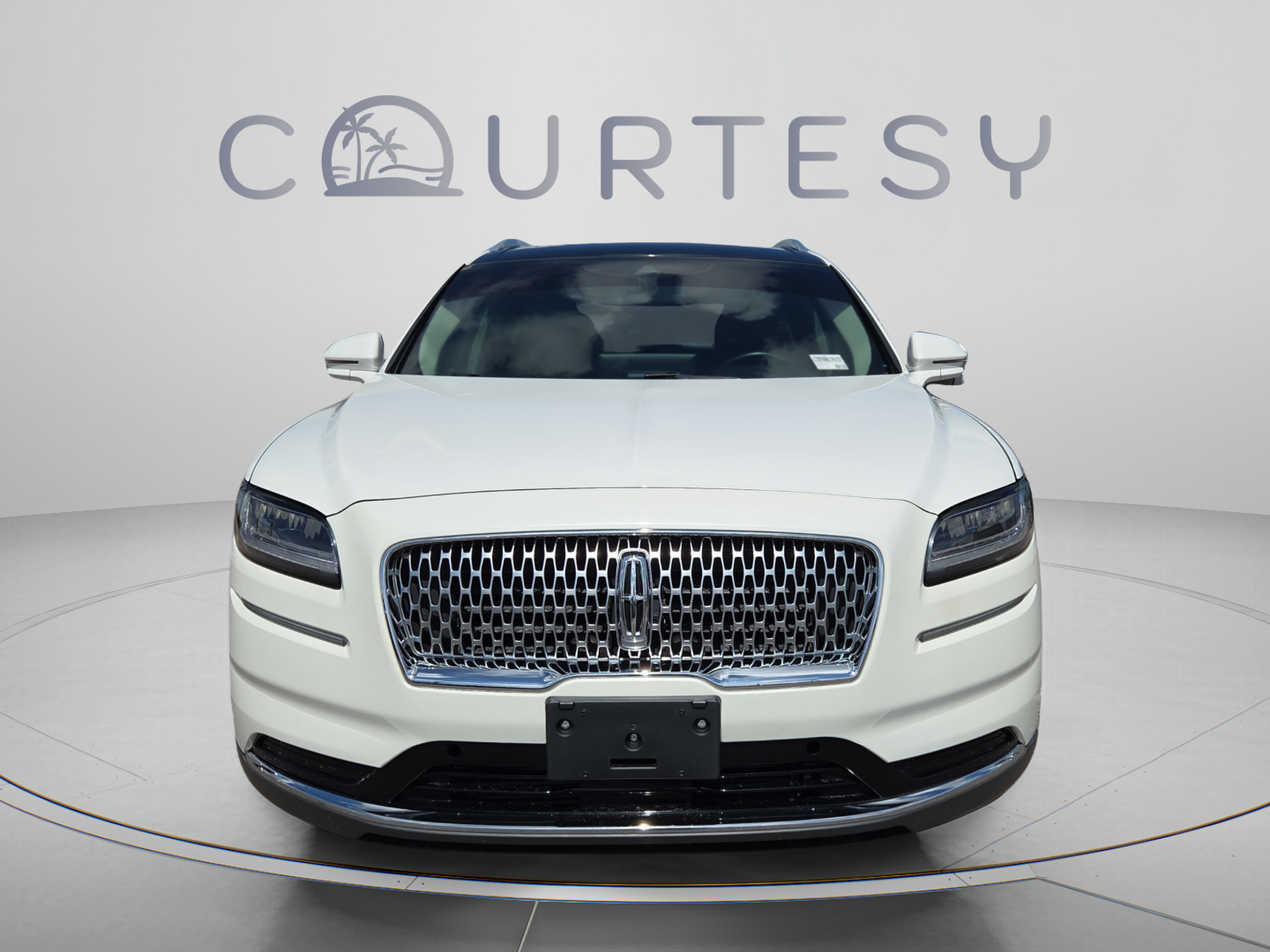 Used 2021 Lincoln Nautilus Reserve w/ Cargo Utility Package AWD/4WD image 8