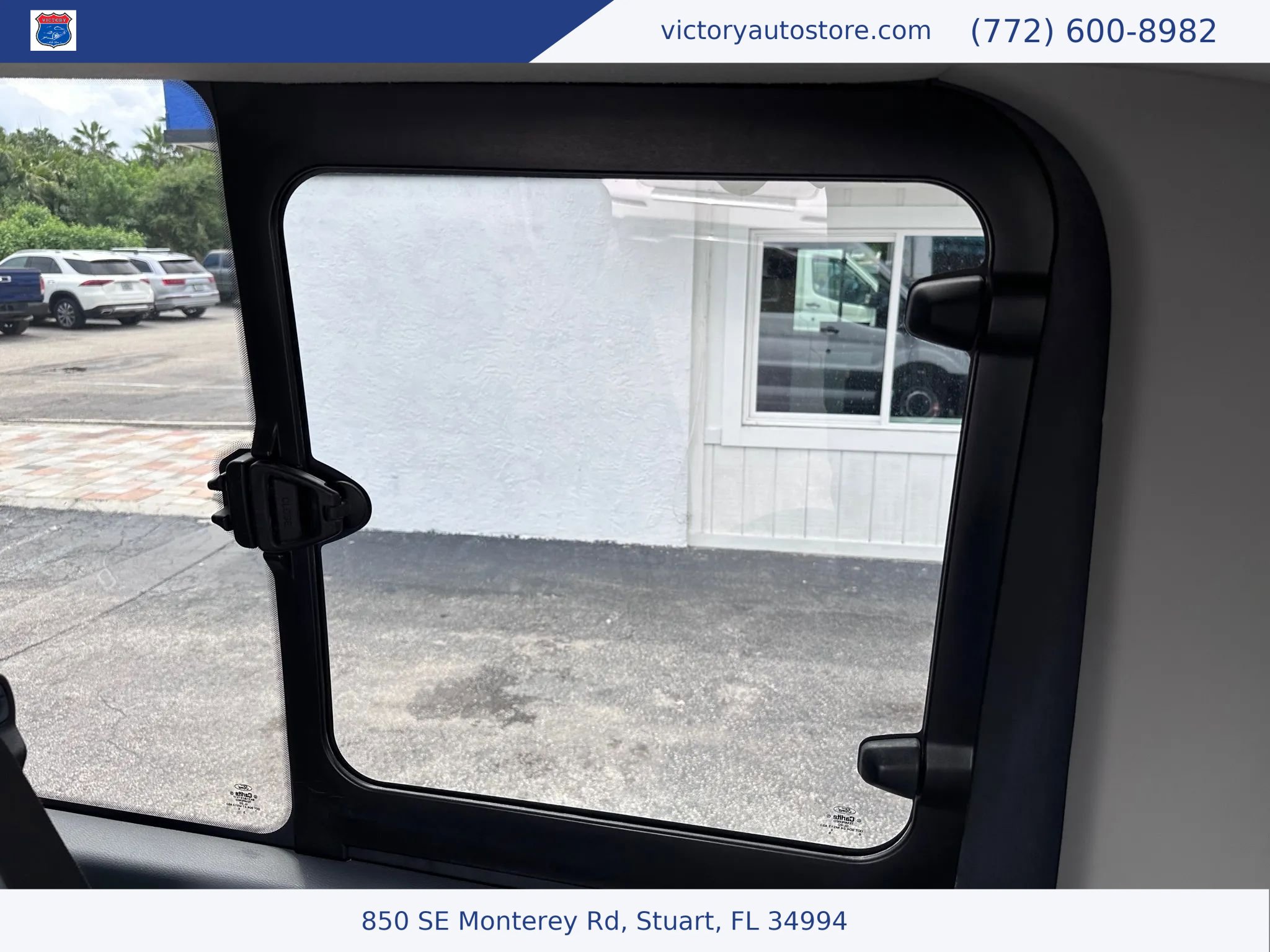 Used 2017 Ford Transit 350 XL RWD image 18