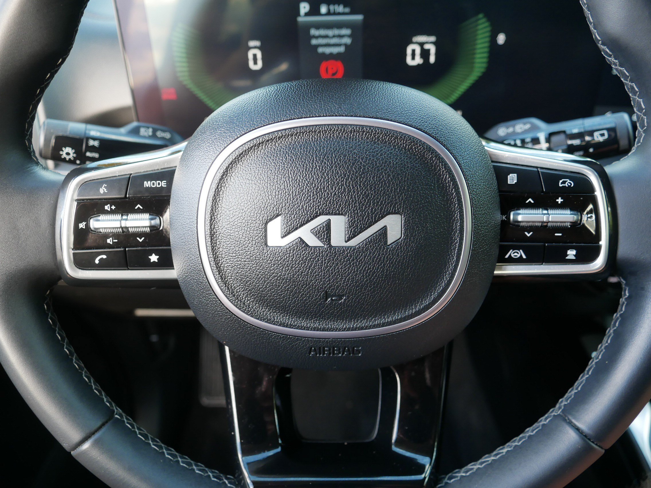 Certified 2025 Kia Sorento S AWD/4WD image 25