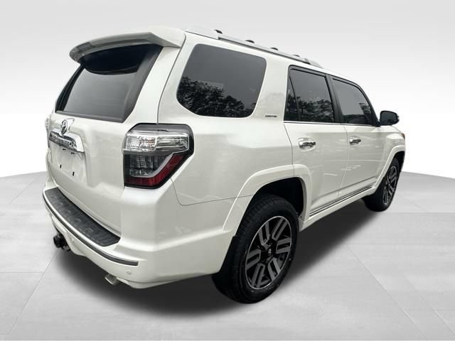 Used 2022 Toyota 4Runner Limited AWD/4WD image 6