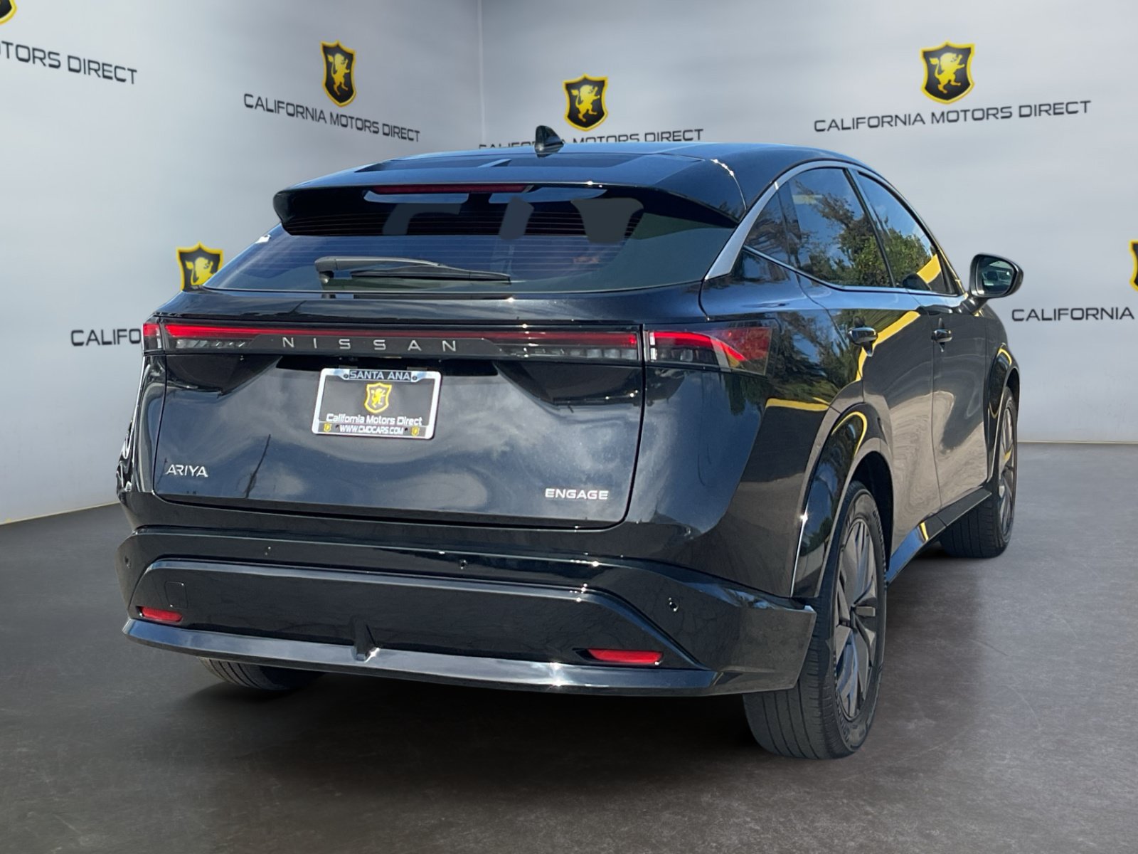 Used 2023 Nissan Ariya FWD image 5