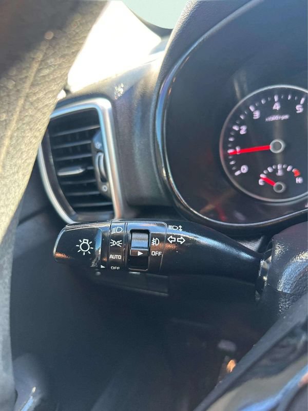Used 2022 Kia Sportage LX AWD/4WD image 23