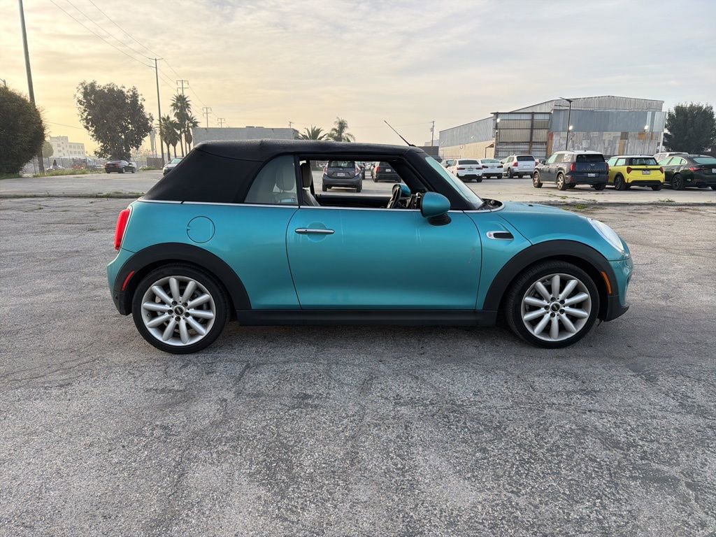 Used 2019 MINI Cooper Convertible w/ Premium Package image 6