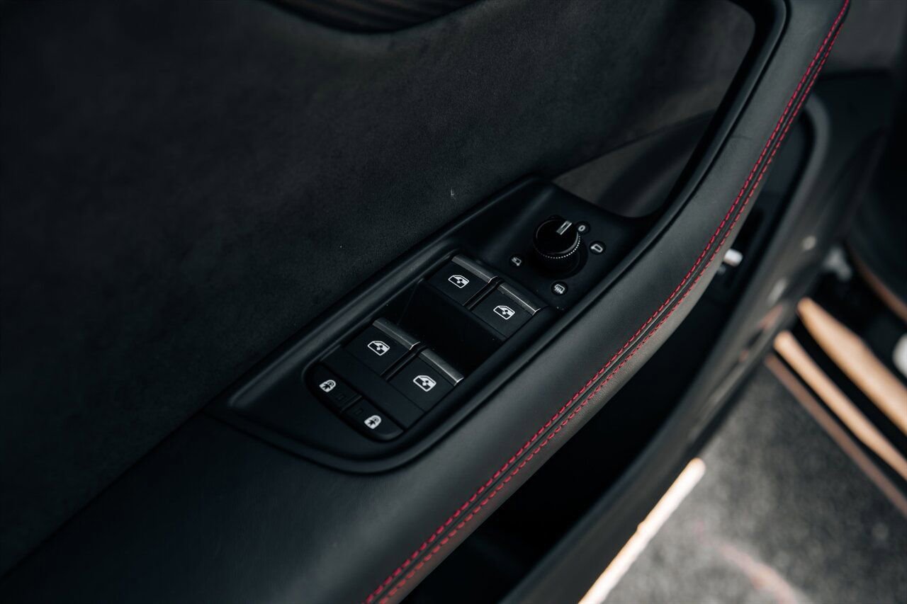 Used 2023 Audi RS Q8 w/ Black Optic Package AWD/4WD image 16