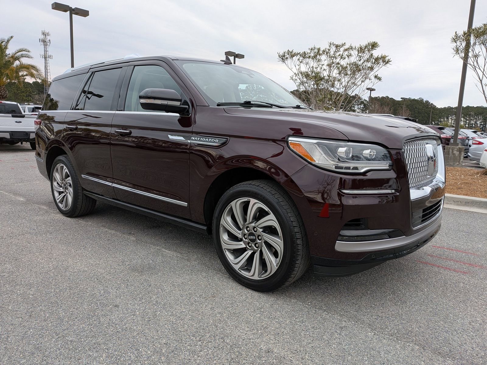 Certified 2023 Lincoln Navigator Reserve image 3
