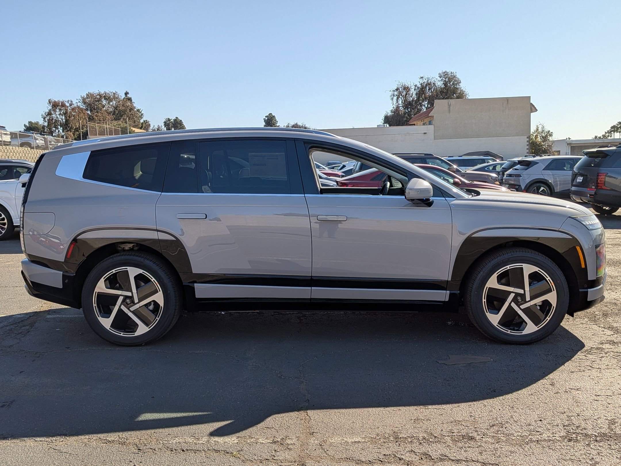 New 2026 Hyundai Ioniq 9 Limited w/ Tow & Go Package image 5