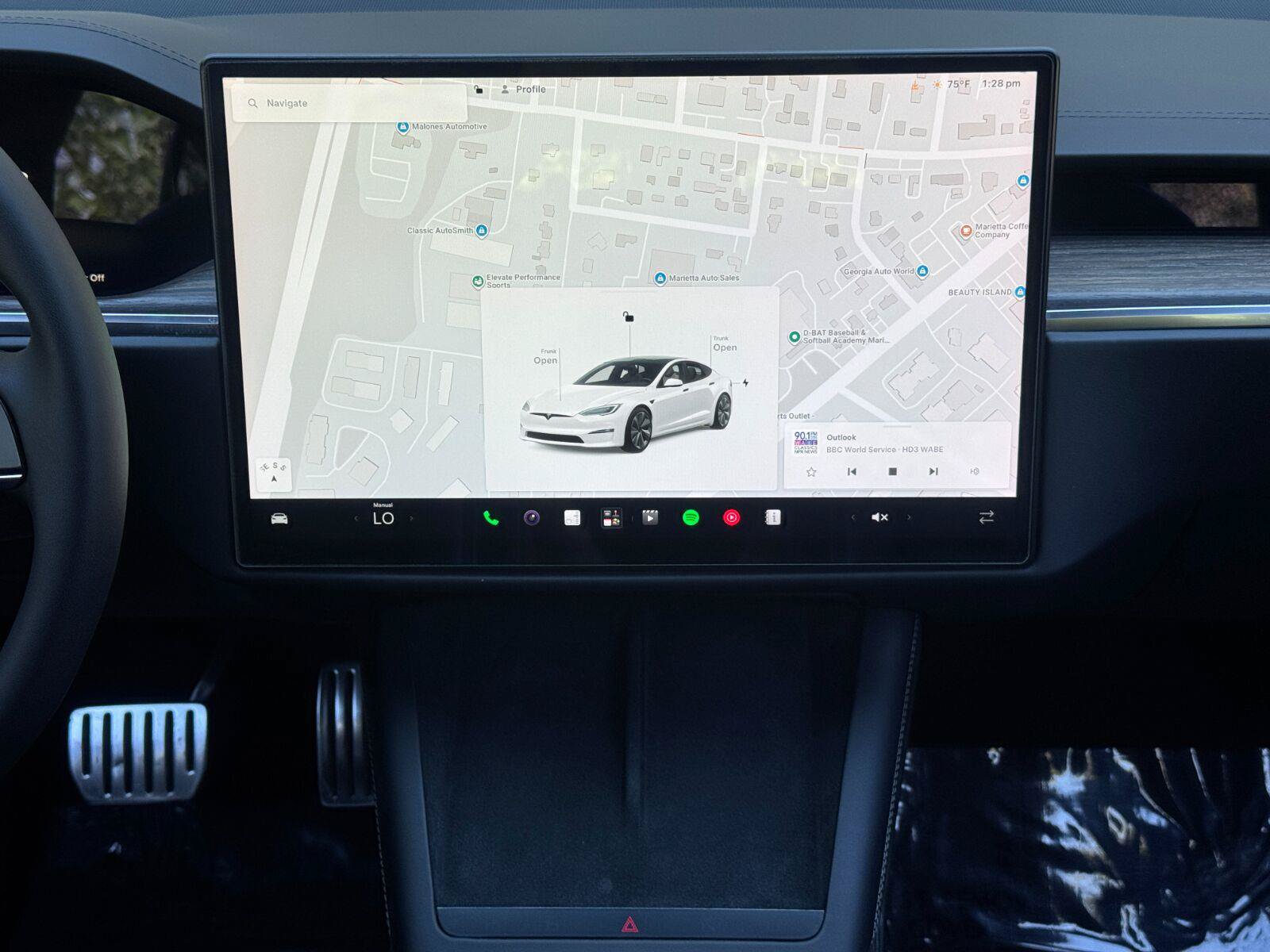 Used 2022 Tesla Model S AWD/4WD image 22