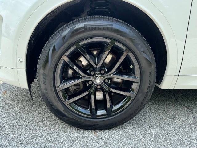 Used 2024 Land Rover Discovery Sport S AWD/4WD image 2