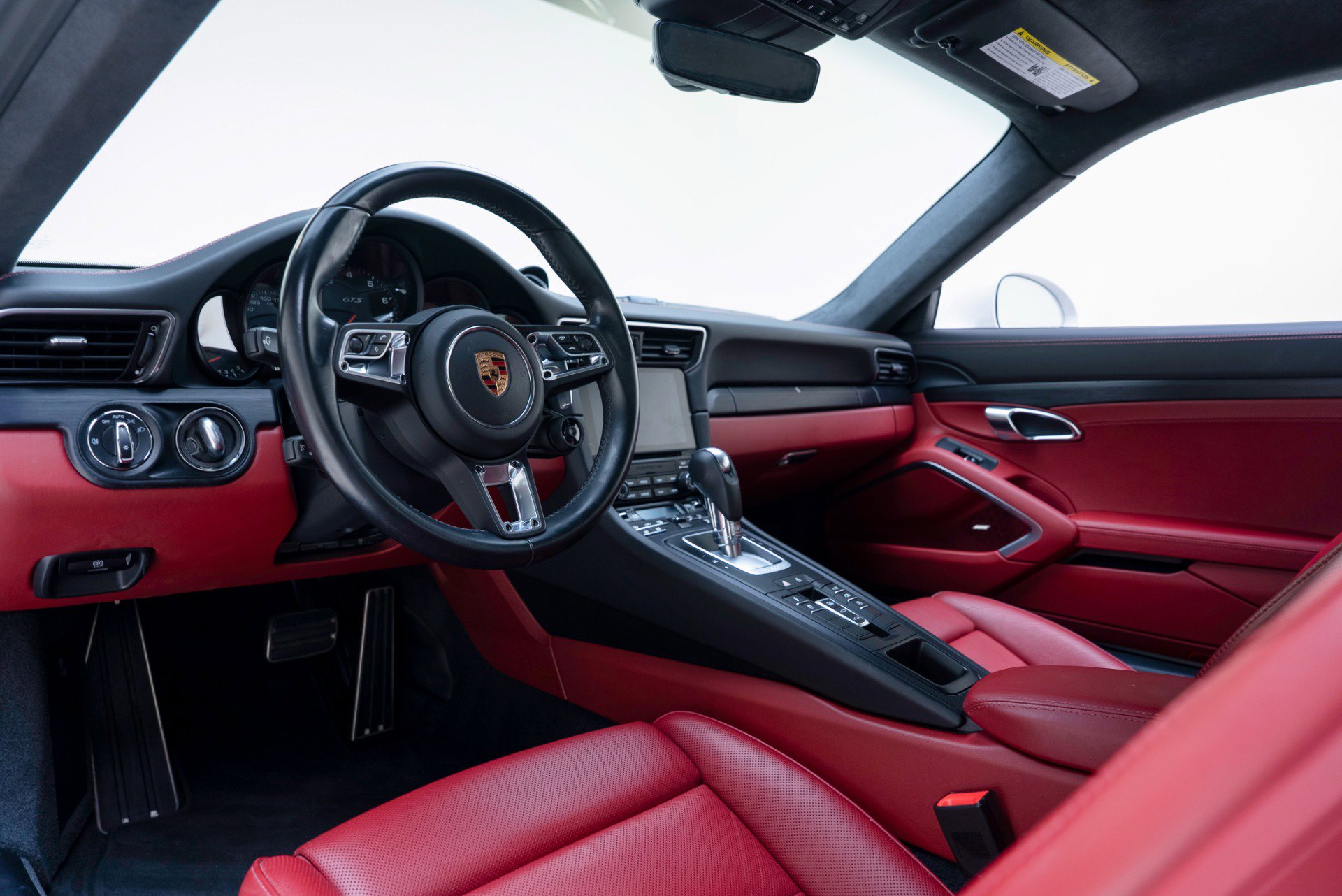 Used 2019 Porsche 911 Carrera GTS RWD image 2