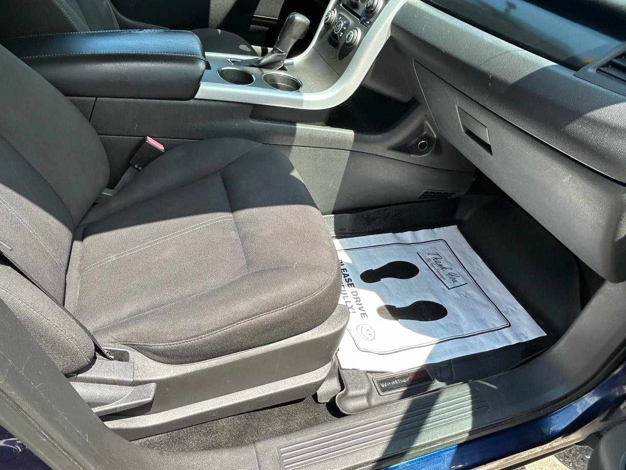 Used 2011 Ford Edge SE FWD image 12