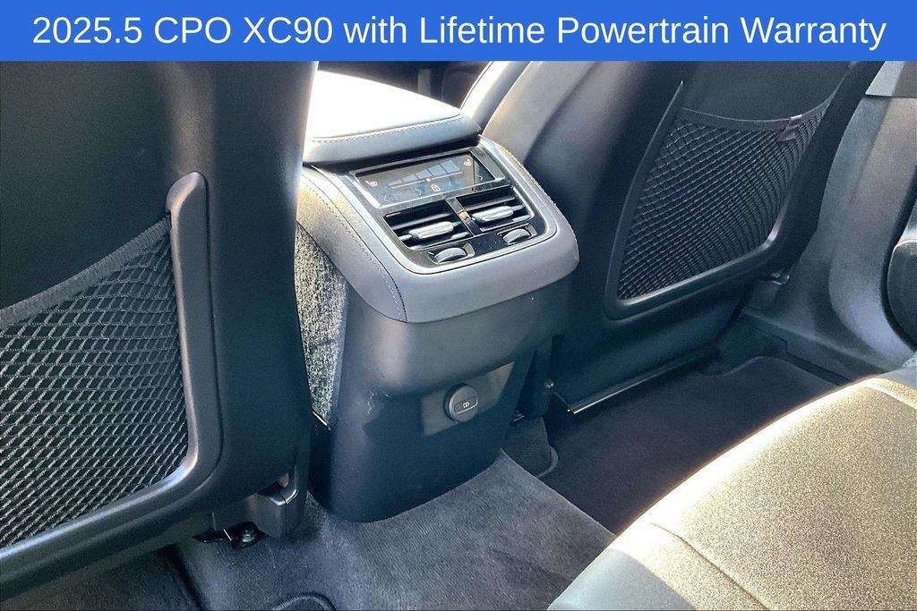 Certified 2025 Volvo XC90 B6 Plus AWD/4WD image 31