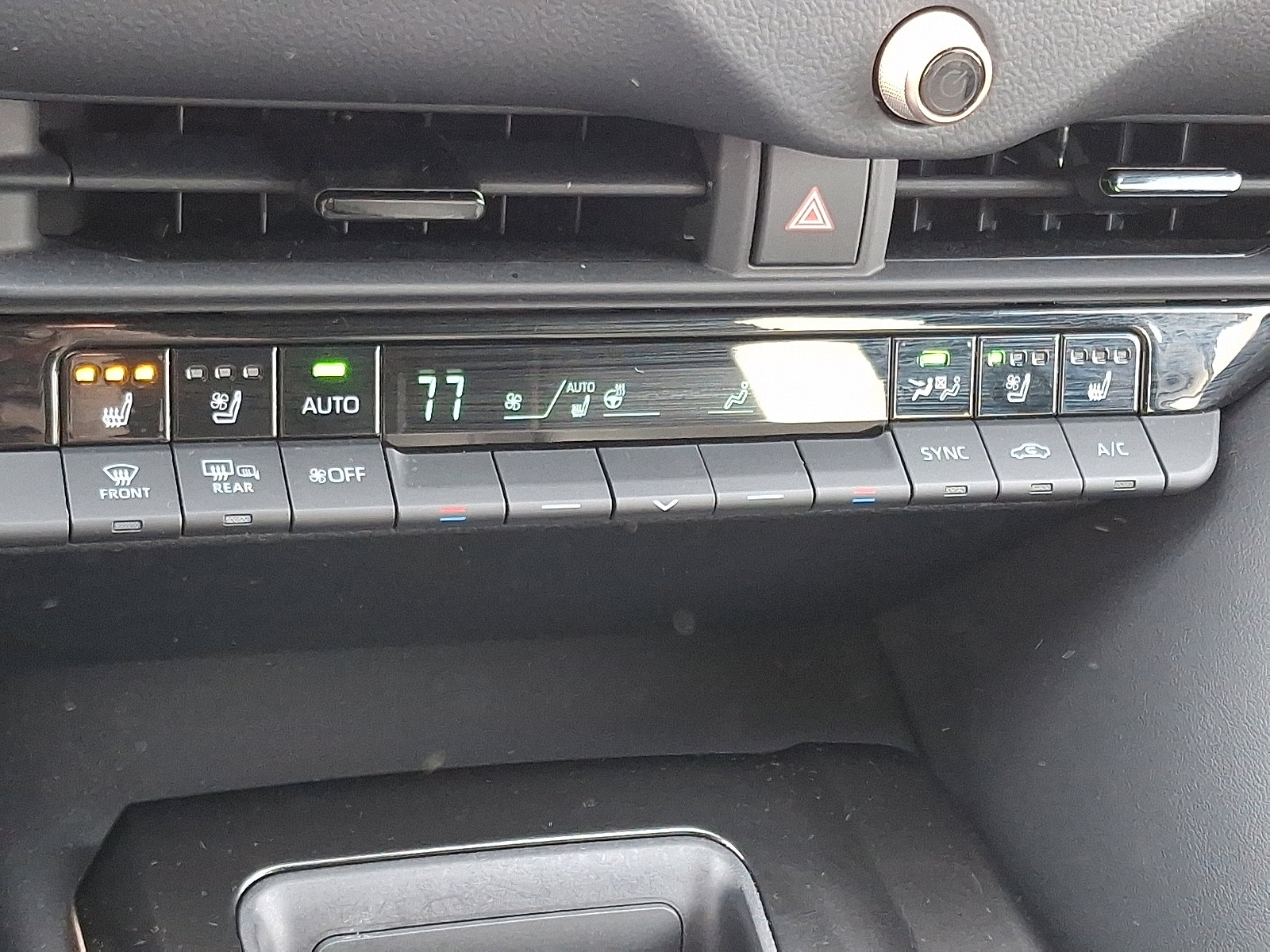 Used 2025 Toyota Crown Signia image 16