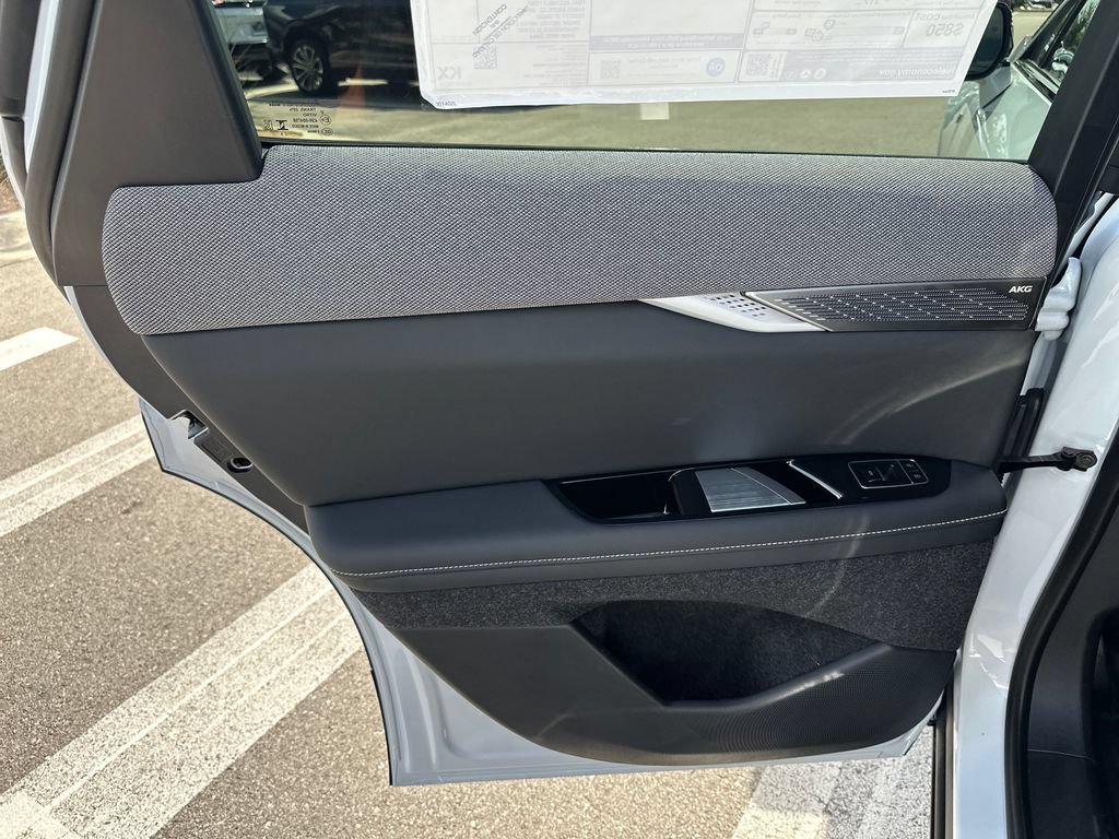 New 2027 Cadillac Optiq Luxury RWD image 37