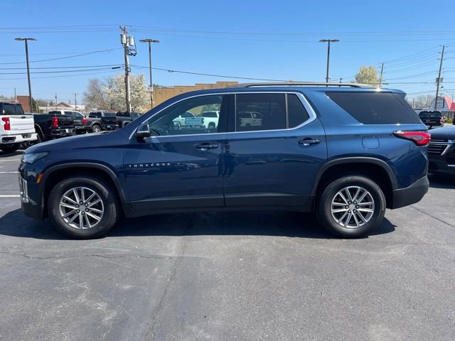 Used 2023 Chevrolet Traverse LT w/ Rear Camera Mirror Package image 4