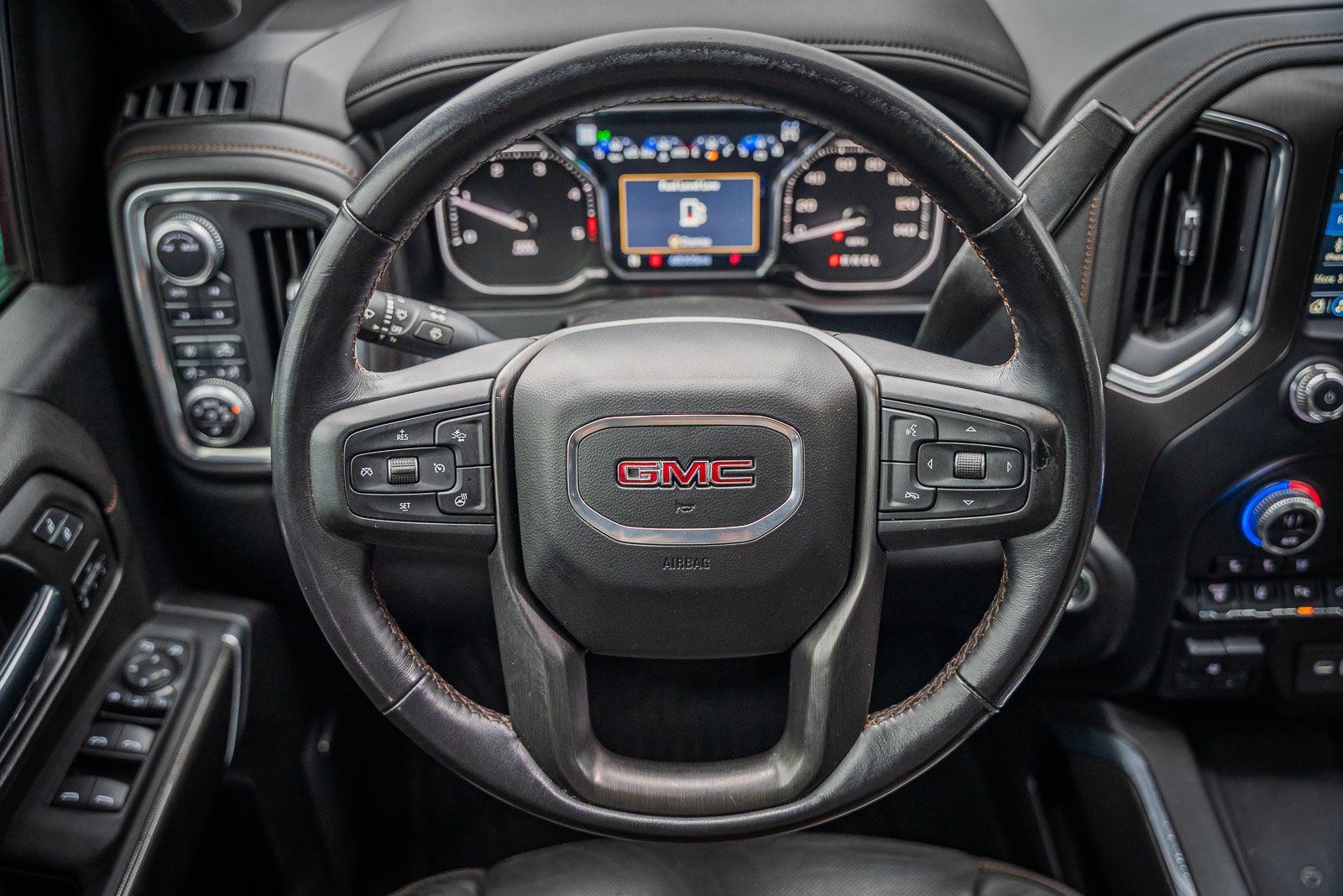 Used 2021 GMC Sierra 2500 AT4 w/ AT4 Premium Plus Package image 27